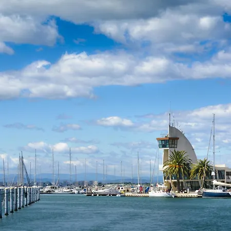 Апартаменты La Fregate-13 By Interhome Ле-Гро-дю-Руа