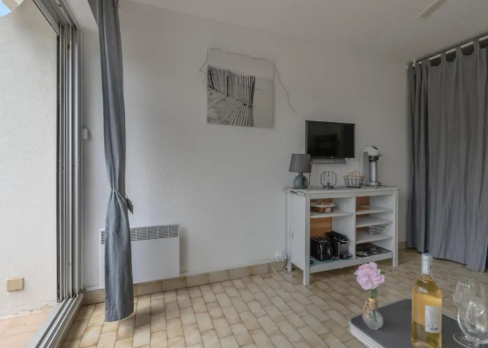 La Fregate-13 By Interhome * Le Grau-du-Roi