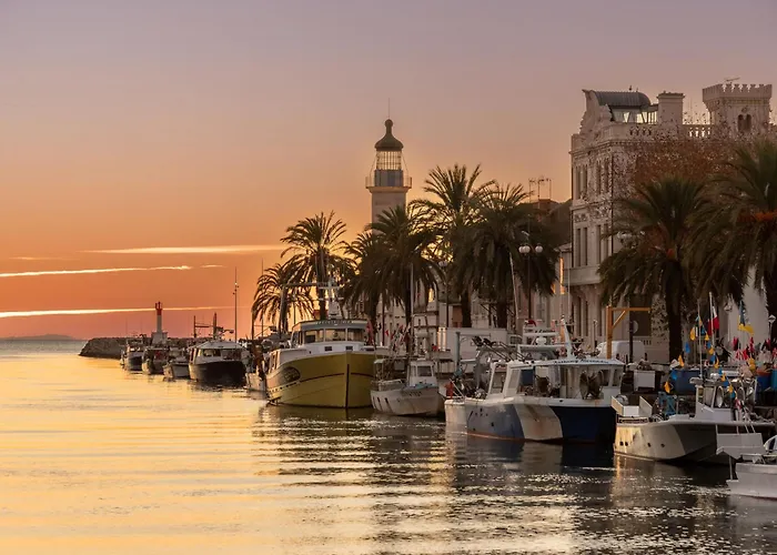 La Fregate-13 By Interhome Le Grau-du-Roi