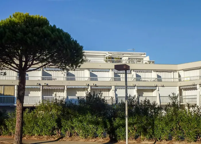 La Fregate-13 By Interhome * Le Grau-du-Roi